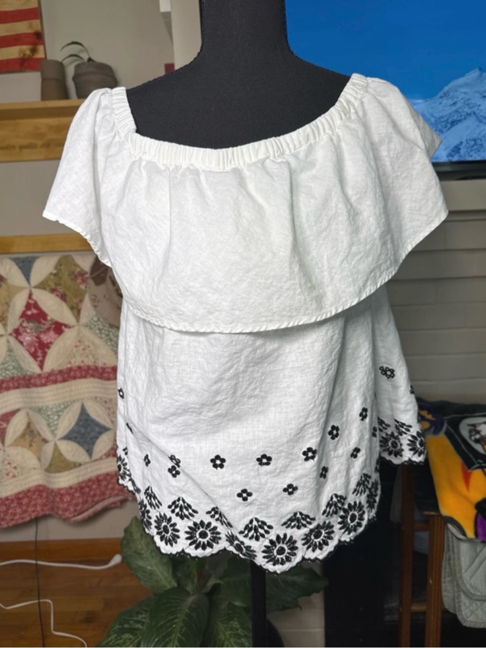 Old Navy White Off-Shoulder Eyelet Blouse with Black Floral Trim
